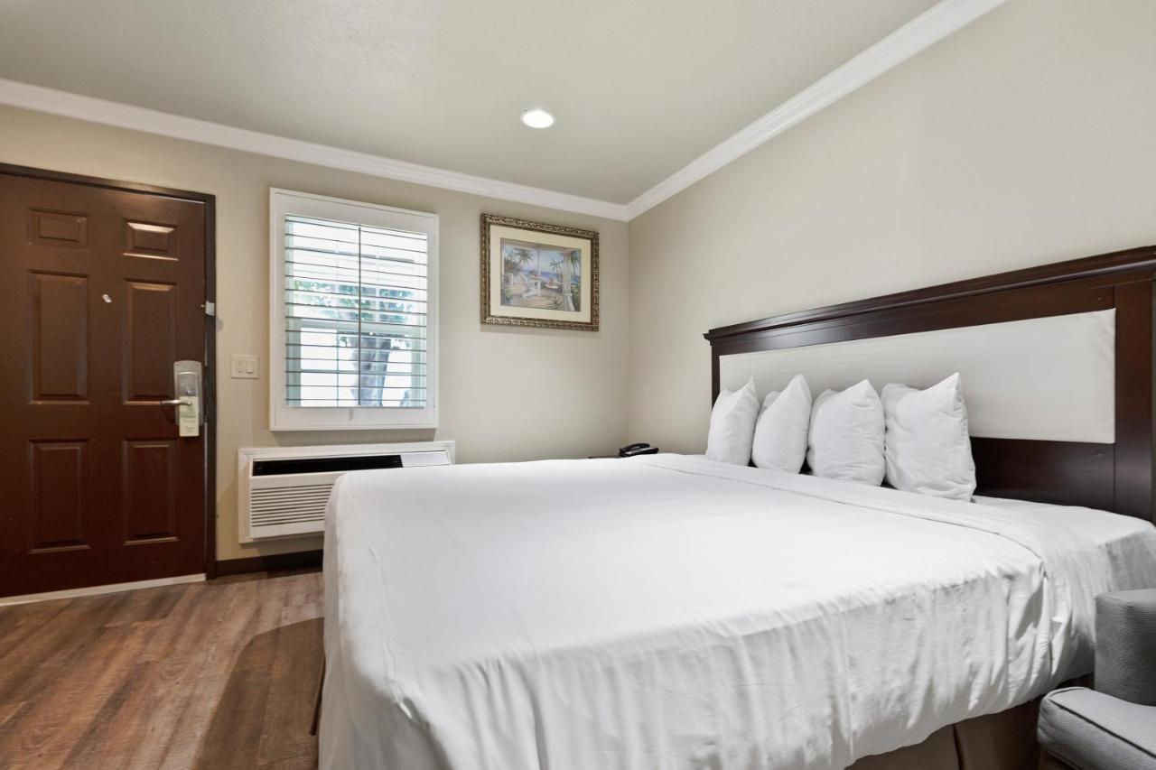 Le Blanc Inn & Suites 엘몬테 외부 사진